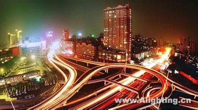  十城万盏：演绎LED中国亢奋