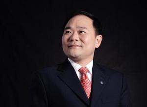  李书褔老婆彭丽鹃相片 李书福简介