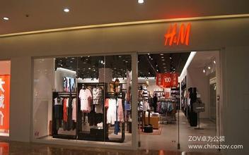  生化危机启示录1服装 H&M服装单店日销售200万对开店的启示