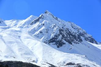  西岭雪山五彩瀑布 一位经理的雪山瀑布缘