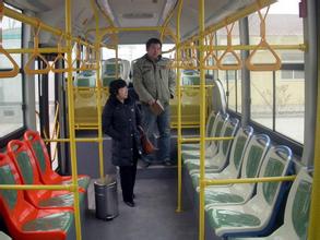  三亚市中小企业公共 从乘公共汽车看中小企业的劣根性