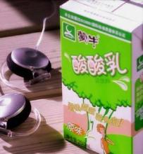  乳业巨头 蒙牛欲独占‘酸酸乳‘商标 乳业巨头密谋联合对抗