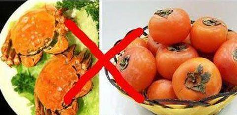女孩吃螃蟹加柿子身亡有毒 水果和海鲜千万不能一起吃