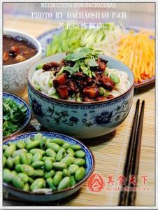炸酱面的家常做法 最家常的北京美食――老北京炸酱面（详细步骤版）