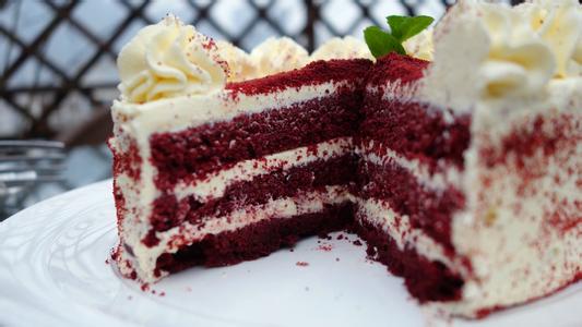 红丝绒蛋糕 红丝绒蛋糕--------那一抹红的惊艳