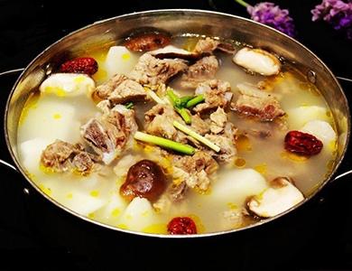 珍菇源健康营养火锅 健康、营养又美味的火锅－－－排骨火锅