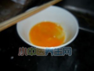 炒鸡蛋治疗咳嗽吗 芝麻油炒鸡蛋――治疗咳嗽食疗