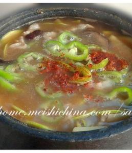 朝鲜大酱汤的做法 朝鲜美食―酱香浓郁的朝鲜大酱汤???