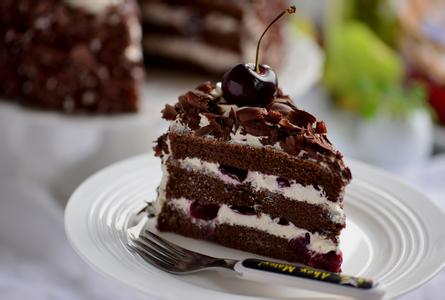 黑森林蛋糕多少钱 黑森林蛋糕