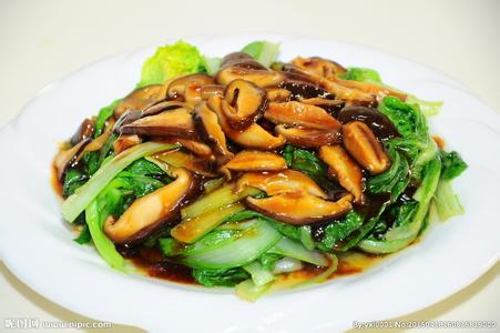香菇烧油菜 香菇油菜