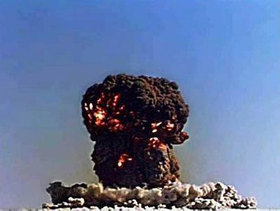 福岛核危机 核危机 核危机-核武器，核危机-核武器发展史