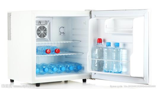 冰箱保鲜室有水怎么办 冰箱保鲜里怎么有水