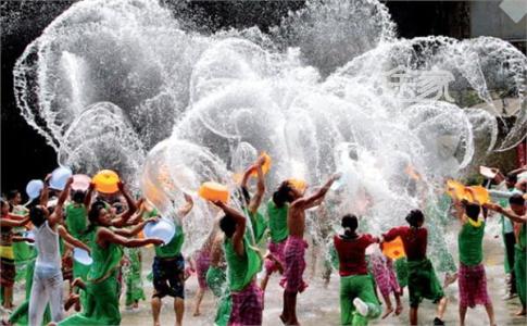 傣族泼水节的意义 傣族泼水节的意义 泼水节的活动过程大盘点