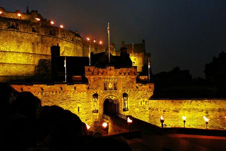 爱丁堡城堡 爱丁堡城堡 爱丁堡城堡-历史沿革，爱丁堡城堡-建筑艺术