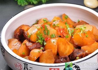 最简单红烧牛肉炖土豆 红烧牛肉炖土豆