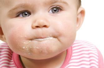 宝宝吐奶有哪些原因 宝宝吐奶的原因有哪些？