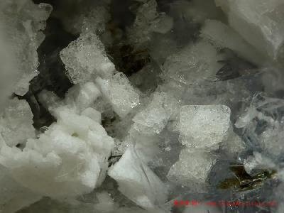 理化参数 冰晶石 冰晶石-理化参数，冰晶石-种类