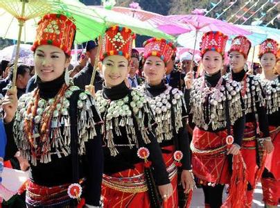 中国少数民族风俗志 中国少数民族的各种风俗 中国少数民族的各种风俗-一、中华民族，