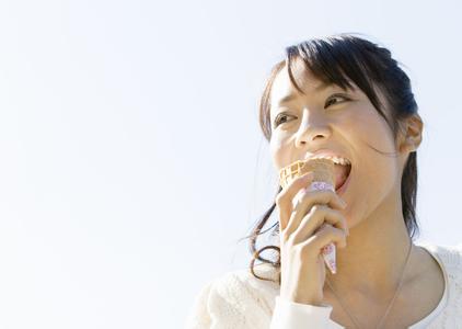 夏季冰淇淋加盟 女人夏季吃冰淇淋好吗