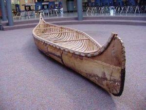 把一根粗细均匀的木头 独木舟[用一根木头制成的船] 独木舟[用一根木头制成的船]-历史，