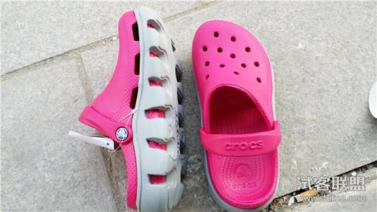 crocs洞洞鞋真假辨别 crocs卡洛驰洞洞鞋如何辨别真假？正品vs低价货