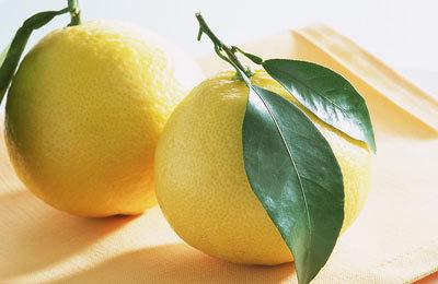 柚子减肥食谱 柚子的功效与作用 5款减肥食谱打造完美身材