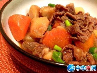 怎么样做土豆炖牛肉 家常土豆炖牛肉的做法