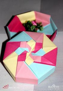 用纸折六角盒子 如何用纸折礼盒