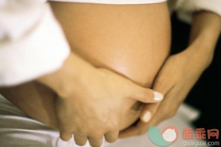 痛风症状的早期表现 怀孕多久会有反应？怀孕早期症状表现
