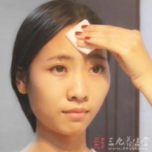 女人25岁以后渐渐衰老 女人25岁后想年轻这么做