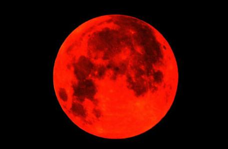 日本出现红月亮 为什么会出现红月亮？