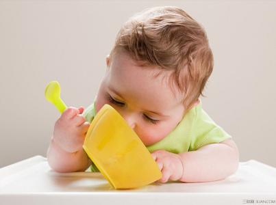 儿童冬季饮食注意事项 宝宝饮食 儿童喝果汁的注意事项