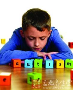 哪些因素会引发自闭症 自闭症的原因 控制5个因素远离“不合群”（3）
