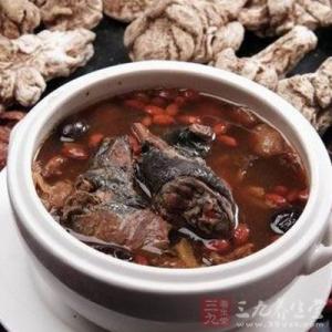 睾酮高吃什么食物调理 月经量少吃什么好 月经少吃什么食物调理