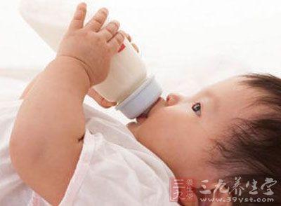 恐吓营销 恐吓式营销 传宝宝配方奶粉至少要喝到3岁