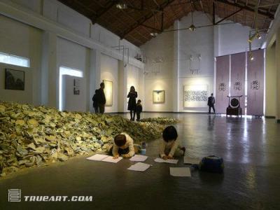 参观南京博物院有感 历史记忆的碎片――参观山西博物院有感（辛宇）
