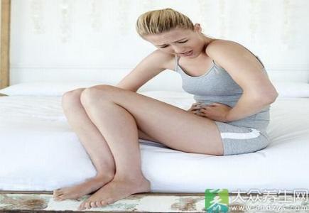 女性小腹胀痛 女性小腹胀痛 女性小腹胀痛的原因及疗法