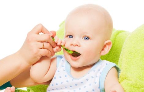 婴儿辅食添加时间表 婴儿什么时候添加辅食