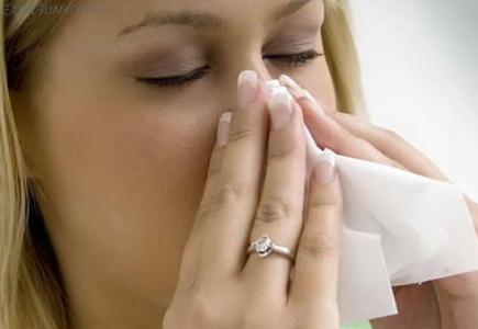 鼻子干燥不通气 秋季鼻子干燥怎么办 鼻子疼痛不通气如何治（2）