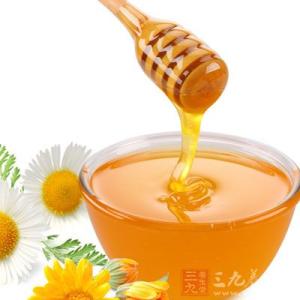蜂蜜的保质期有多久 蜂蜜保质期 放久了还能吃吗