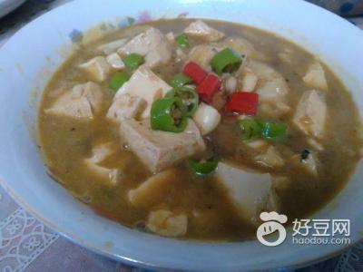 雪鱼炖豆腐怎么做视频 鳕鱼炖豆腐怎么做