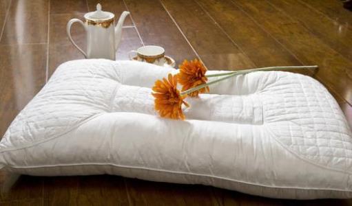 枕头高度多少最合适 怎样才能拥有好睡眠 枕头多高最合适