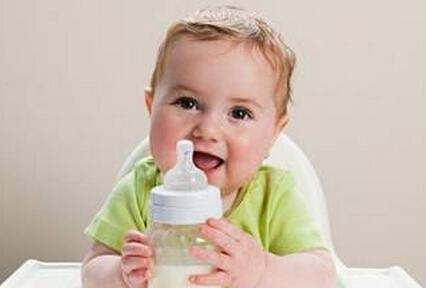 宝宝不吃母乳解决方法 为什么宝宝不吃奶粉，宝宝不吃奶粉解决?方法