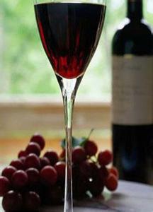 黑皮诺干红葡萄酒 最娇贵的的葡萄酒，黑皮诺的5大常识