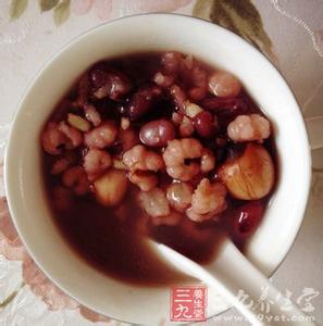 薏米红豆粥的功效 薏米红豆粥的功效 吃薏米红豆粥的好处