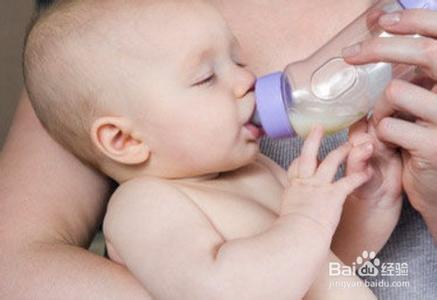 3个月婴儿不吃奶粉妙招 三个月宝宝不吃奶粉怎么办