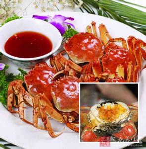 吃螃蟹食物中毒怎么办 吃螃蟹不能吃什么 与螃蟹相克的六种食物