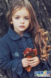 俄罗斯米兰库尔尼科娃 [多图]俄罗斯4岁爆红超模米兰·库尔尼科娃