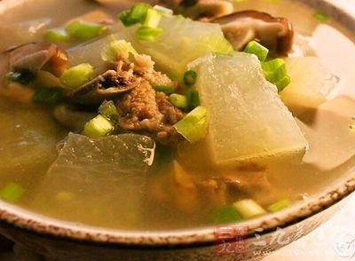 冬瓜排骨汤的做法 冬瓜排骨汤的做法 味道不错的汤