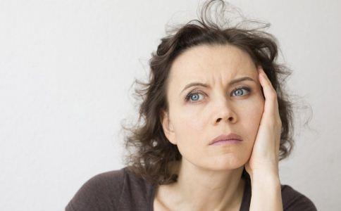 女性更年期有哪些症状 女人更年期的症状 女性更年期症状有哪些
